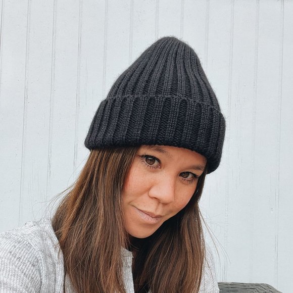 Ana + Zac Alpaca Toque - Picture 6 of 6